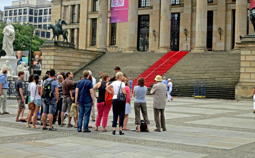Führung für die Besuchergruppe